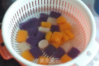 Bird's Nest Bing Xin Zong Taro Balls recipe