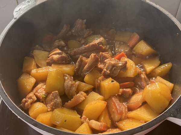 The Homemade Way of Braised Lamb Chops, It's Good with Rice and Wine recipe