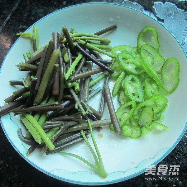 Green Pepper Wild Fern recipe