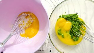 Spinach Chiffon Cake recipe