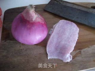 Fried Pork with Onion recipe
