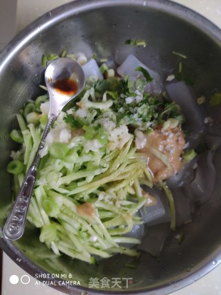 Cucumber Tossed with Noodles recipe