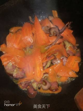 Sausage Fried Carrots recipe