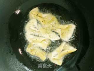 Fried Hemp Leaves recipe