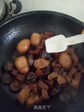 Braised Pork with Mushrooms recipe