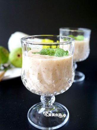 Dripping Fragrant, Delicious and Nutritious Fig Milkshake recipe