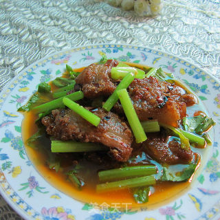 Hakka Cuisine-coriander and Fish-flavored Pork Belly recipe