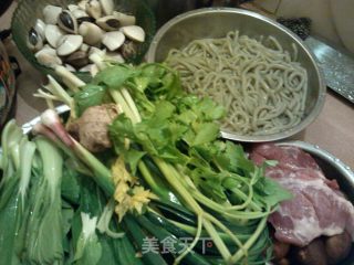 Bone Soup Si Noodles recipe