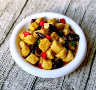 Stir-fried Tofu with Soy Sauce recipe