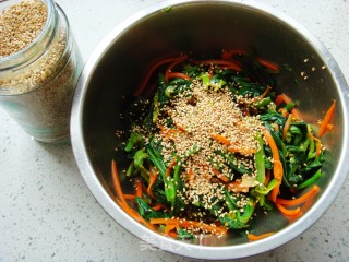 Sesame Oil Spinach Tower recipe