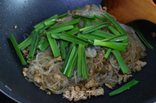 Shrimp and Vermicelli in Clay Pot recipe