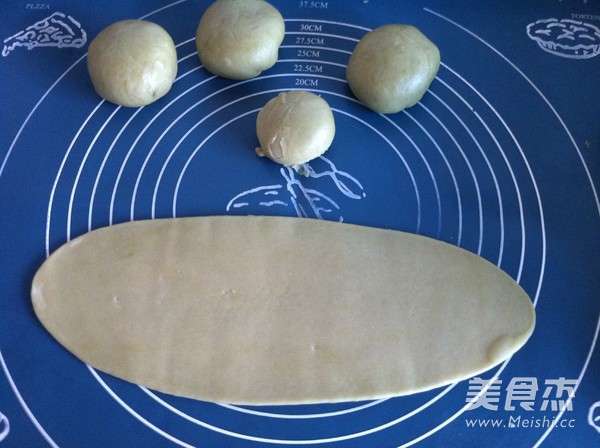 Matcha Spiral Pastry recipe