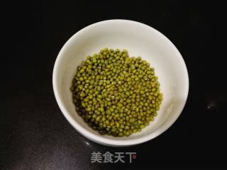 Lily Mung Bean Congee recipe