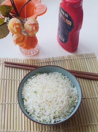 Simple and Delicious Green Onion Fried Rice