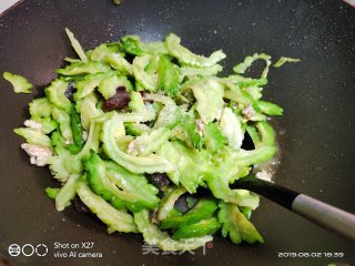 Stir-fried Bitter Gourd with Barbecued Pork recipe