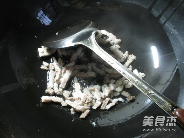 Stir-fried White Jade Mushroom with Pork Belly with Pickled Vegetables recipe