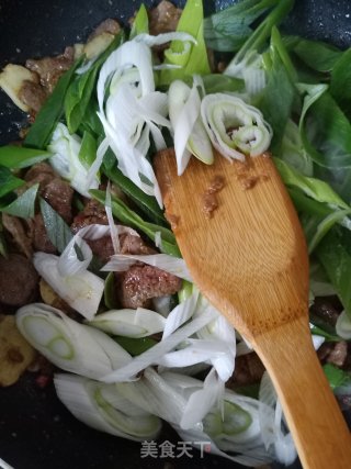 Stir-fried Pork Liver with Shallots recipe