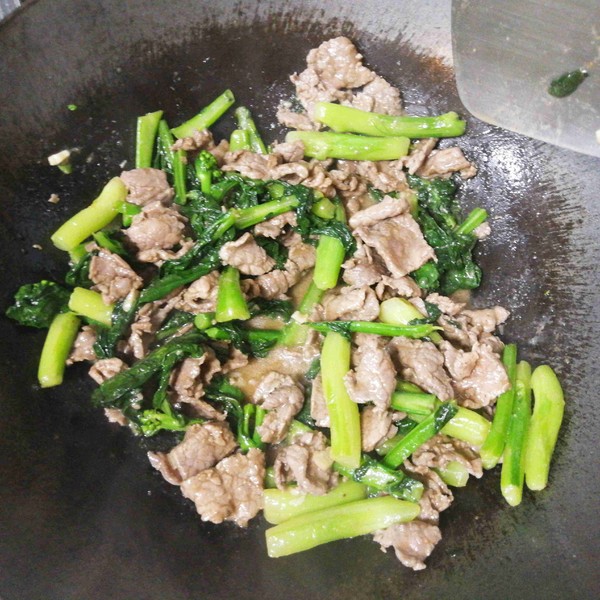 Sautéed Beef with Kale recipe