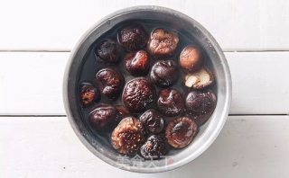 Mushroom Beef Sauce recipe