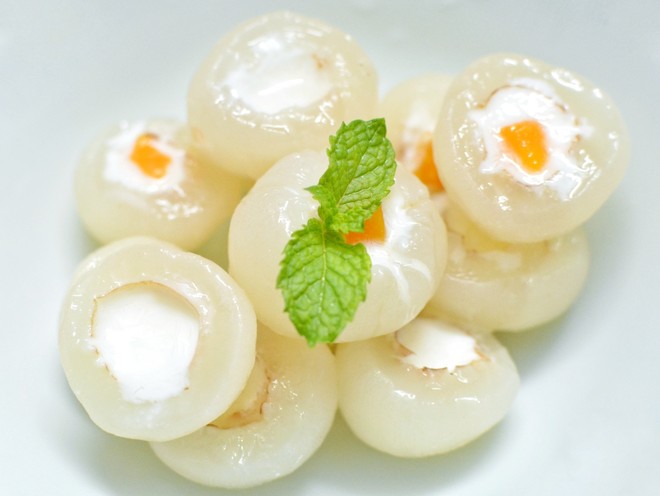 Summer Fresh-lychee Yogurt Jelly recipe