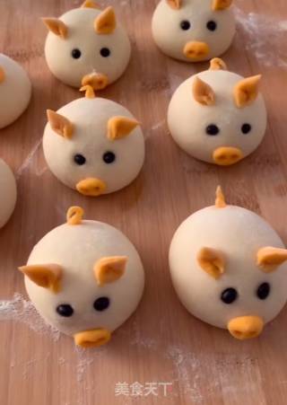 Piglet Buns recipe