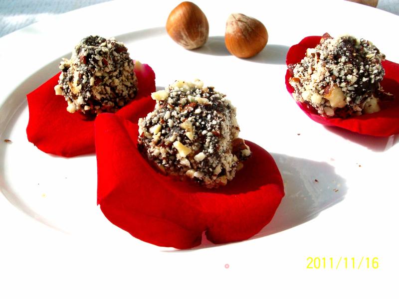 Chocolate Hazelnut Balls recipe