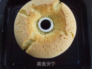 [creative Recipes for Soymilk Machine]: Nutrition and Low-fat---soymilk Black Sesame Chiffon Cake recipe