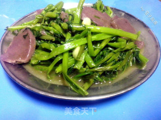 Spring Delicacy~~~~purple Sweet Potato Rice Cake Stir-fried Water Spinach recipe