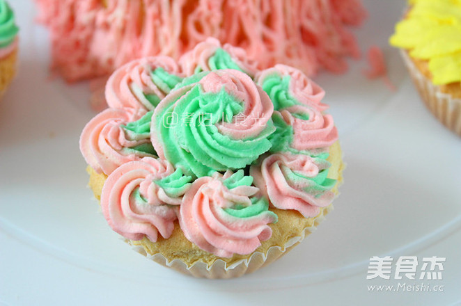 Cup Cake Decorating recipe