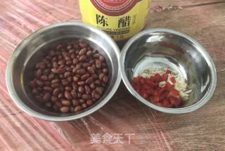 Peanuts Mixed with Parsley recipe