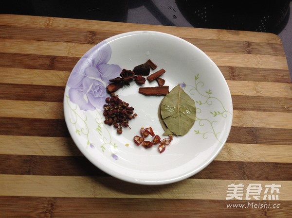 Sichuan Alcoholic Peanuts recipe
