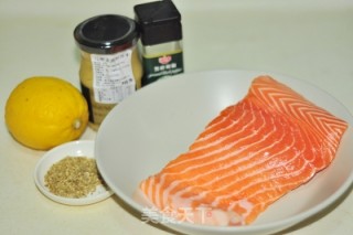 Fried Salmon with Lemon recipe