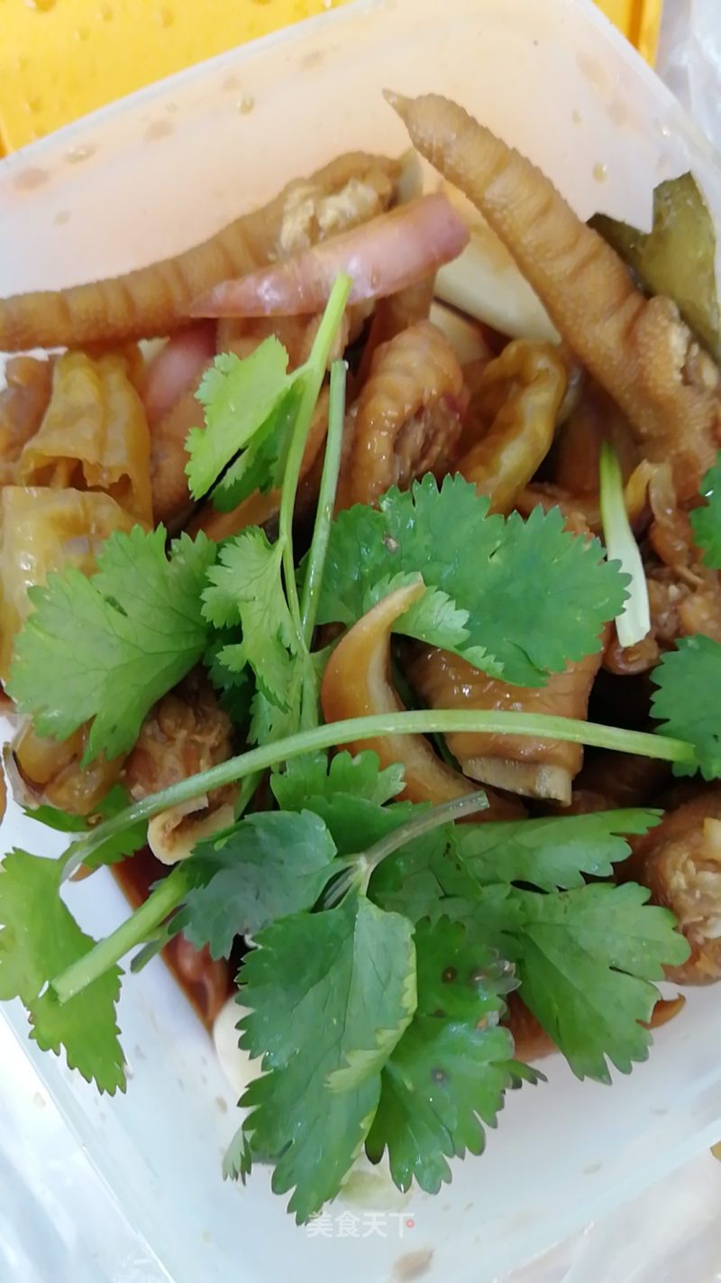 Chicken Feet with Hawthorn Flavor Pickled Peppers recipe
