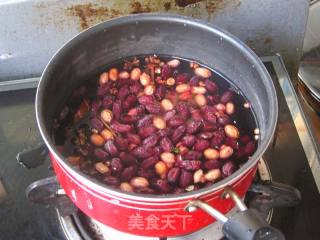 Watermelon Peel Mixed with Peanuts recipe
