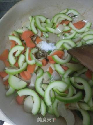 Fried Zucchini with Eryngii Mushrooms recipe