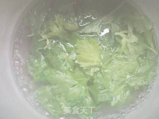 Celery Leaf Vinegar Mixed Fungus recipe