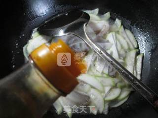 Shrimp and Boiled Long Melon recipe