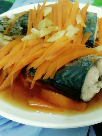 Steamed Fish with Carrots