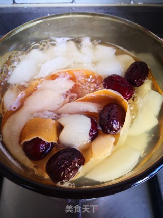#秋季令正当食#——pear Soup with Rock Sugar and Red Dates recipe