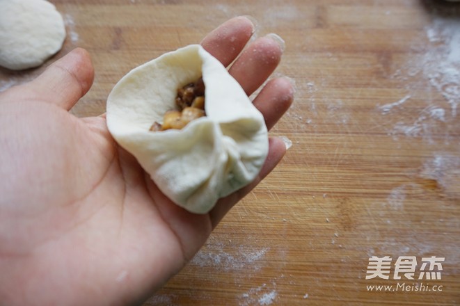 Steamed Buns with Mushroom and Braised Pork recipe