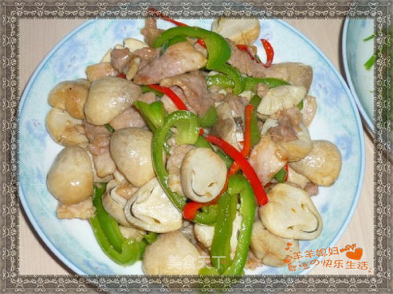 Stir-fried Pork with Straw Mushroom recipe