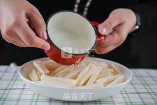 Lotus Root Cheese Baked by A Kitchen for Cast Iron Pot Edition recipe