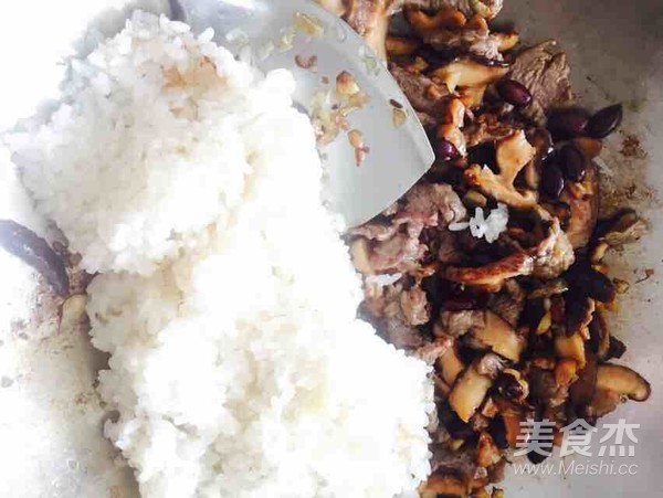 Glutinous Rice with Shiitake Mushrooms recipe