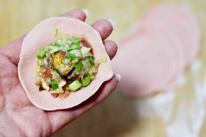 Cabbage Haihong Diced Pork Dumplings recipe