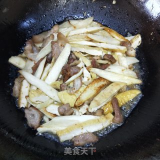 Stir-fried Dried Bean Curd with Rice White recipe