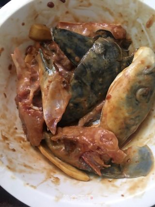 Baked Fish Head in Casserole recipe