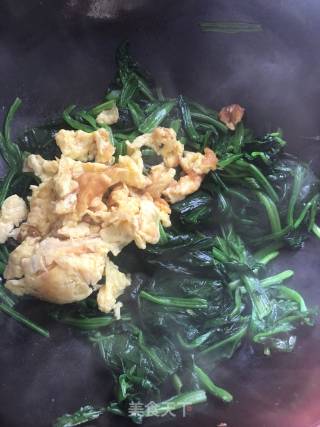 Scrambled Eggs with Spinach recipe