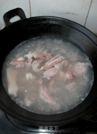 Lamb Chops and Cabbage Vermicelli Soup recipe