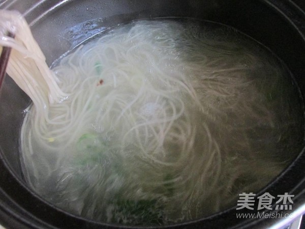 Hot and Sour Noodles recipe