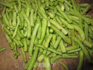 Stir-fried Beans with Sausage recipe